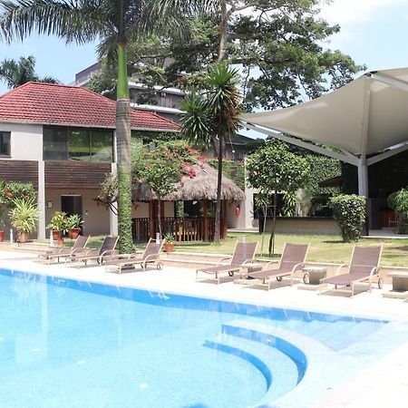 Mamba Point Hotel มอนโรเวีย ภายนอก รูปภาพ